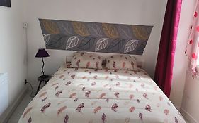Gite Pour 6 Ou Chambre Pour 2 A Formigny